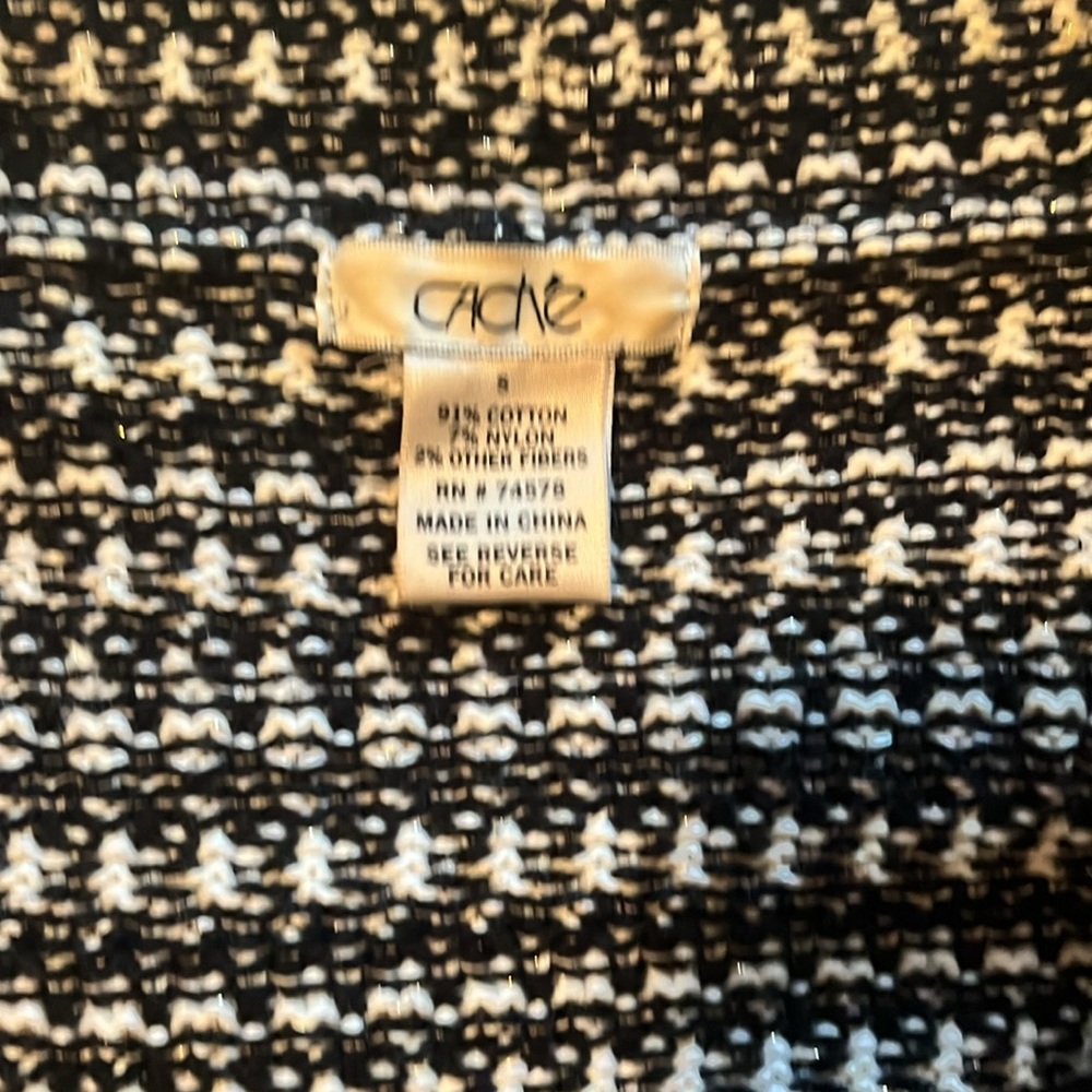 Gorgeous Classy Soft B&W Cache Jacket!!! Sz S! - image 4